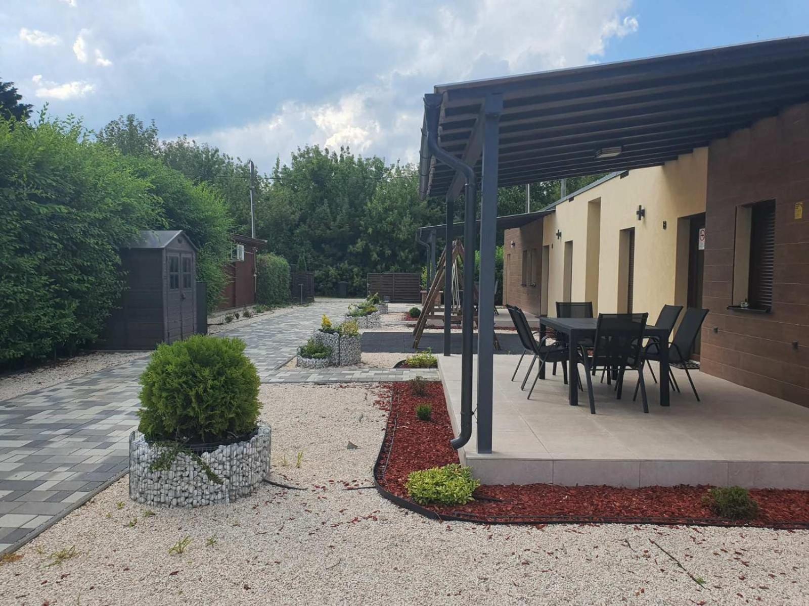 H&H Apartments Poroszló Exterior foto